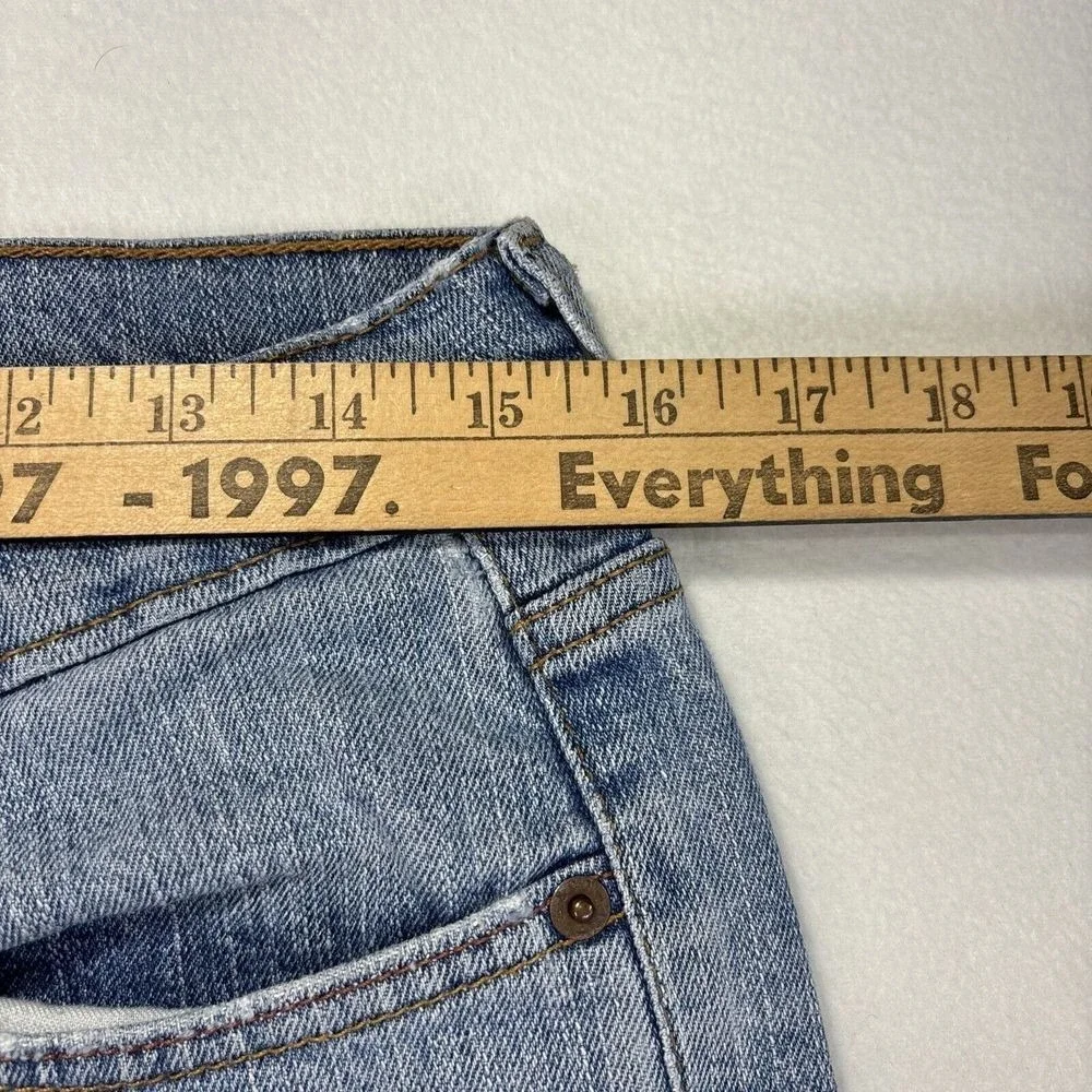 Levis 515 Womens Jeans 8L 31x33 Boot Cut Light Wash‎ Faded Barn Chore Hipster
